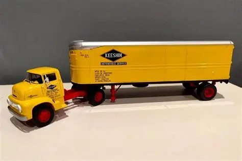 CAMIONES AMERICANOS ENTREGA 100 Ford C-700 COE (1954) Keeshin