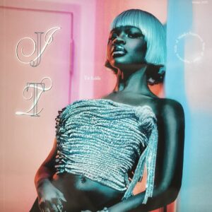 Wonderland Magazine Issue 36